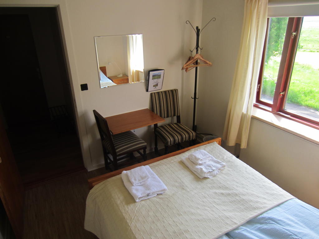 Nes Guesthouse Reykholt  Quarto foto