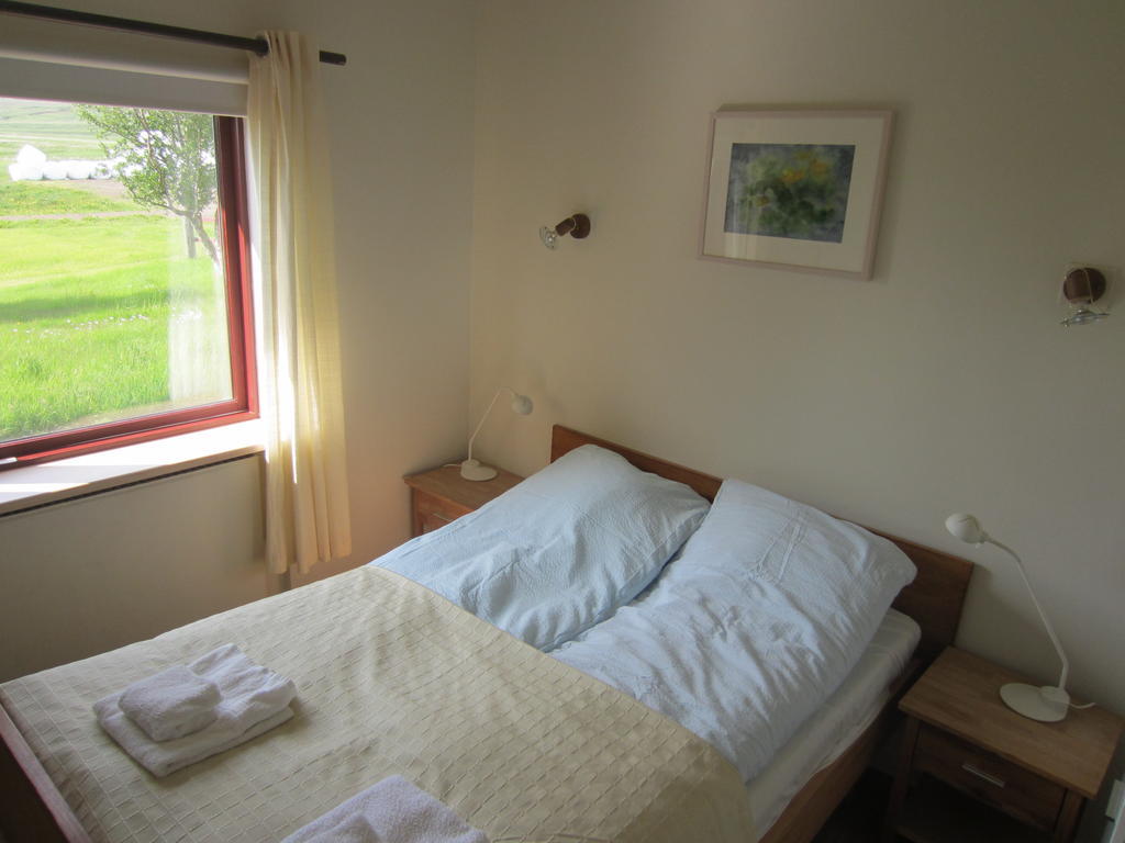 Nes Guesthouse Reykholt  Quarto foto
